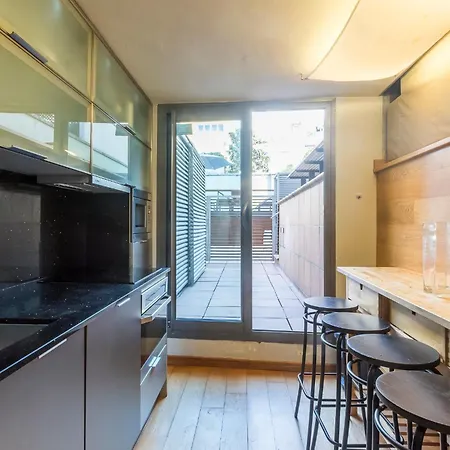 Lägenhet My Space Emirates - Bright In Gracia With Shared Pool *