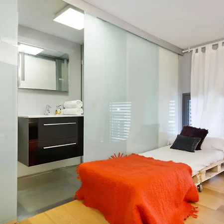 Appartement My Space Emirates - Bright In Gracia With Shared Pool Barcelone