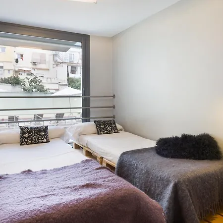 My Space Emirates - Bright In Gracia With Shared Pool Barcelone