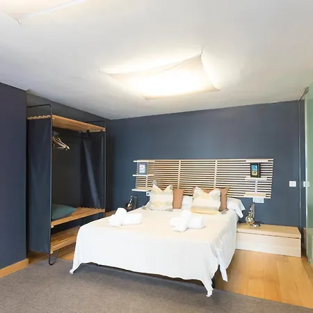 My Space Emirates - Bright In Gracia With Shared Pool * バルセロナ