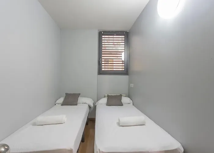 Appartement My Space Emirates - Bright In Gracia With Shared Pool Barcelone