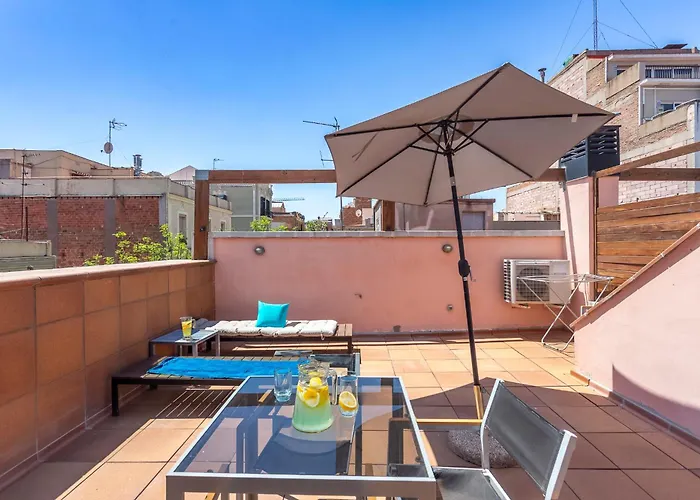 My Space Emirates - Bright In Gracia With Shared Pool Appartement Barcelone