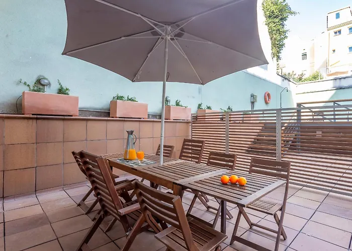 Appartement My Space Emirates - Bright In Gracia With Shared Pool