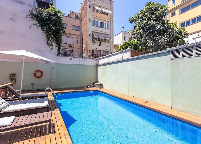 My Space Emirates - Bright In Gracia With Shared Pool * Barcelone