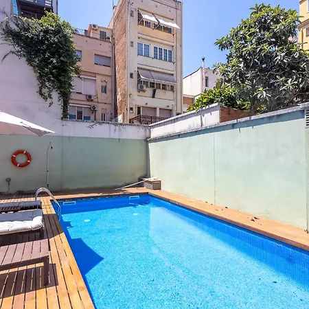 My Space Emirates - Bright In Gracia With Shared Pool * 바르셀로나