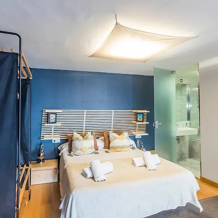 My Space Emirates - Bright In Gracia With Shared Pool 아파트
